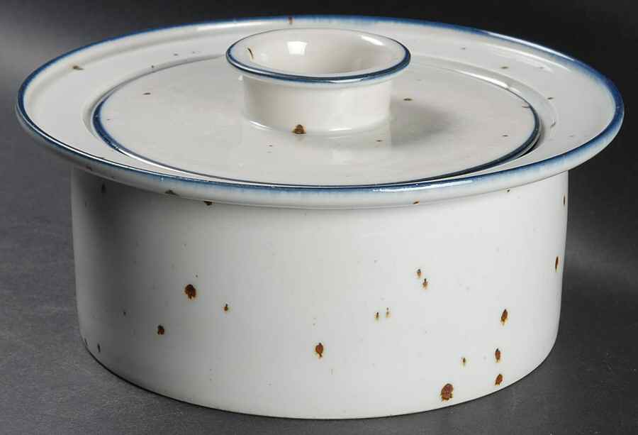 Blue Mist 1.5 Qt Round Covered Casserole by Dansk-1
