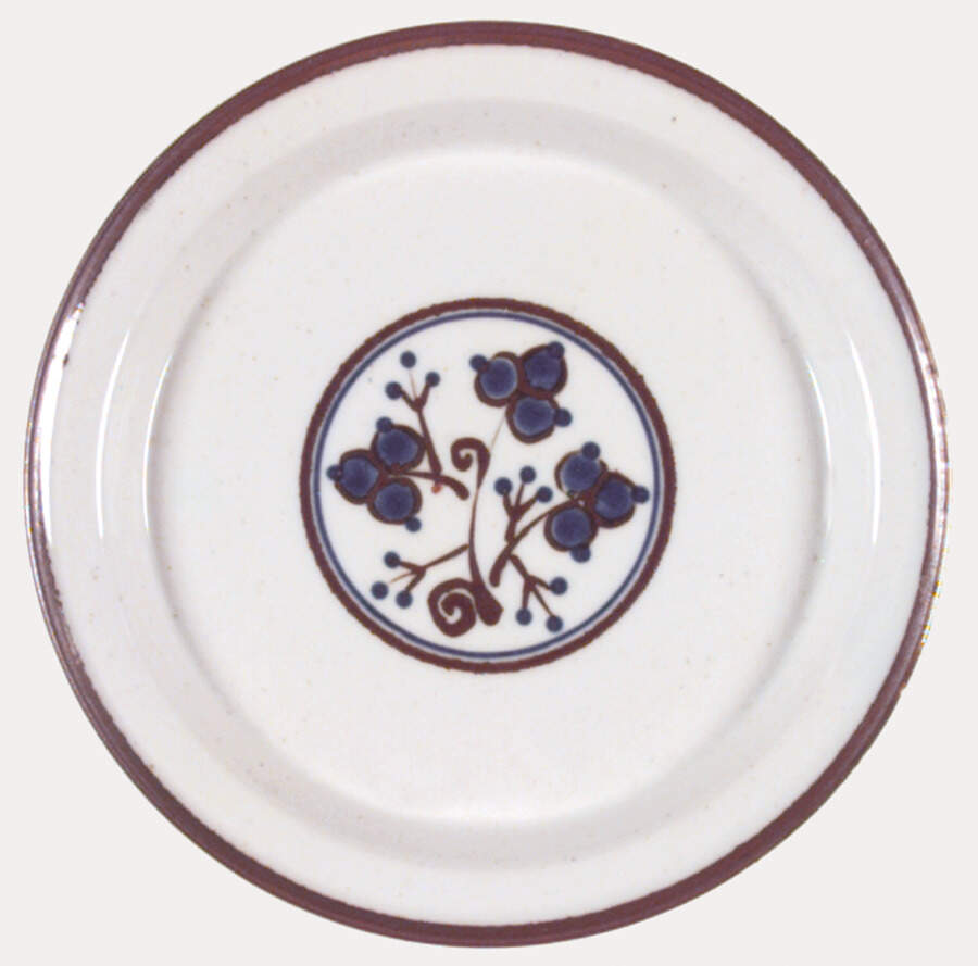 Bramble Salad Plate by Dansk-1
