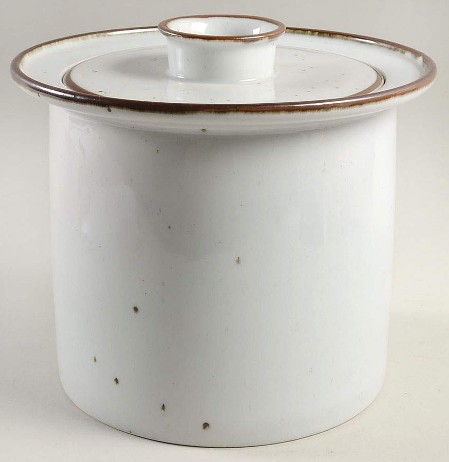 Brown Mist 3.25 Quart Round Covered Casserole by Dansk-1