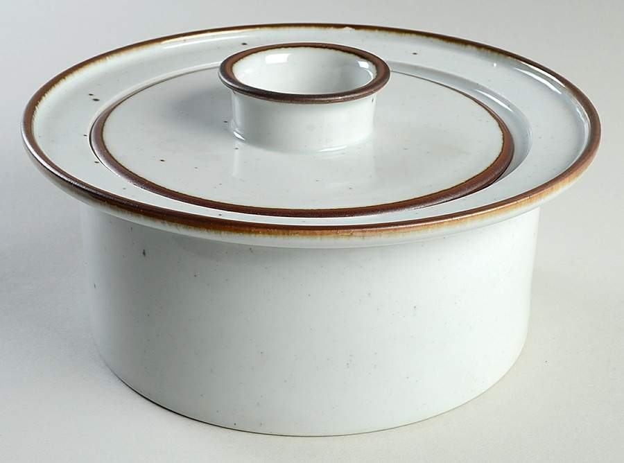 Brown Mist 1.75 Qt Round Covered Casserole by Dansk-1