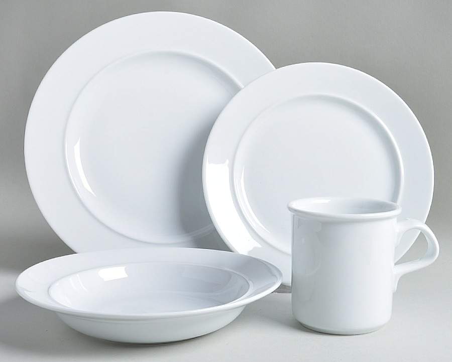Cafe Blanc (Rim) 4 Piece Place Setting by Dansk-1