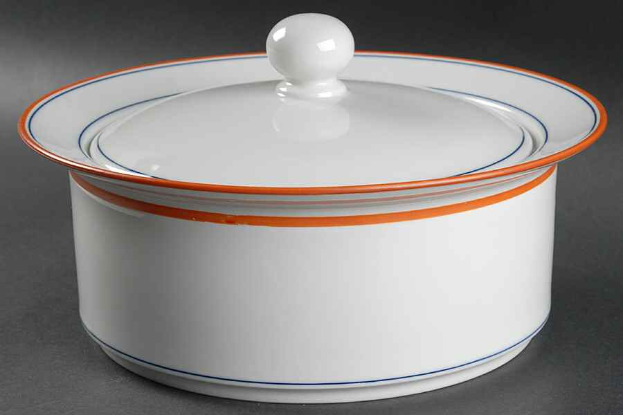 Cafe Normandy 1.75 Qt Round Covered Casserole by Dansk-1