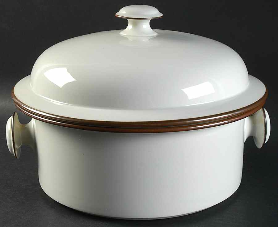 Christianshavn Brown 3.5 Quart Round Covered Casserole by Dansk-1