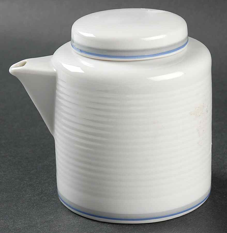 Damask Blue Creamer & Lid by Dansk-1