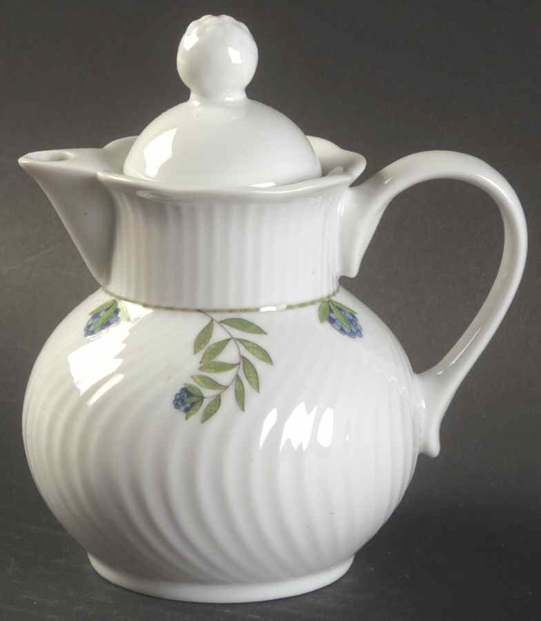 Floret Creamer & Lid by Dansk-1