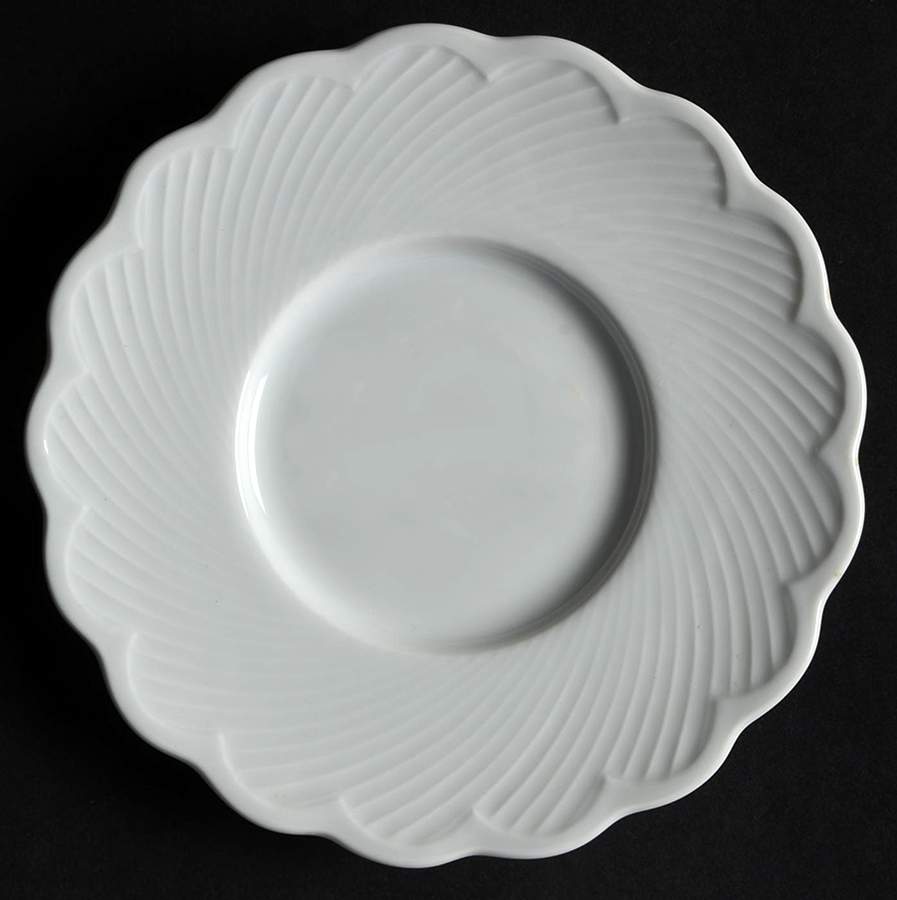 Floret Saucer by Dansk-1