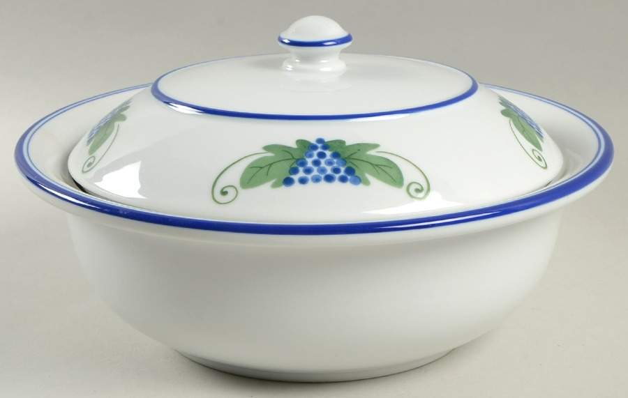 Harvest 2 Qt Round Covered Casserole by Dansk-1