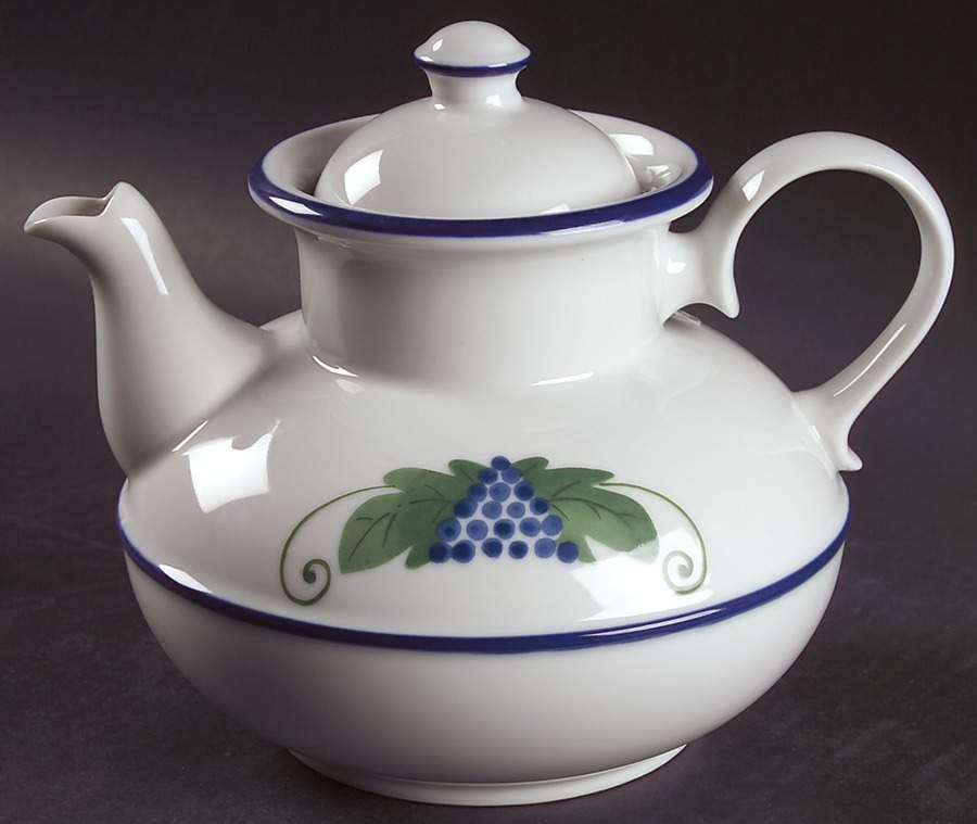 Harvest Teapot & Lid by Dansk-1