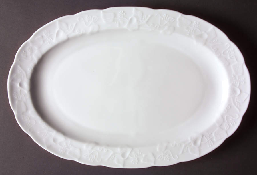 Ivy 16" Oval Serving Platter by Dansk-1