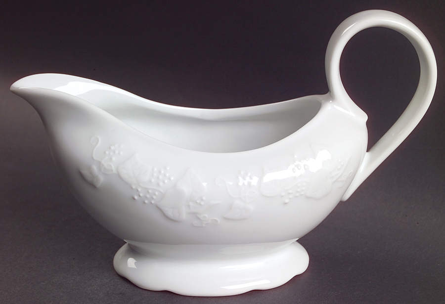 Ivy Gravy Boat by Dansk-1