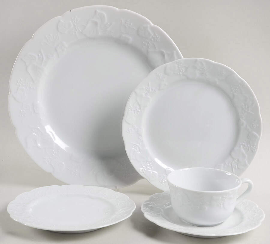 Ivy 40 Piece Estate Set by Dansk-1