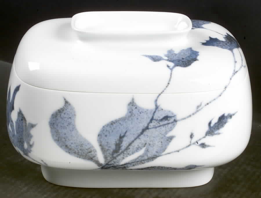 Magnolia Blue 3 Qt Rectangular Covered Casserole by Dansk-1