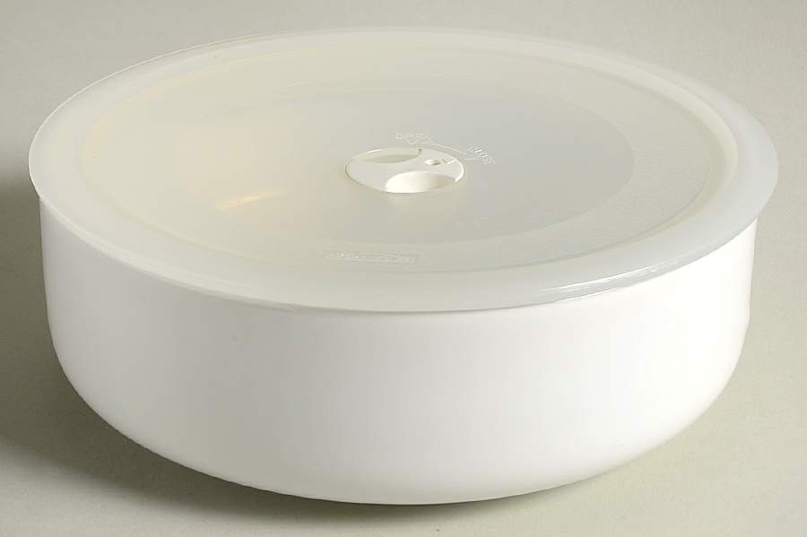 Magnolia White 7" Storage Bowl Ceramic with Plastic Lid by Dansk-1