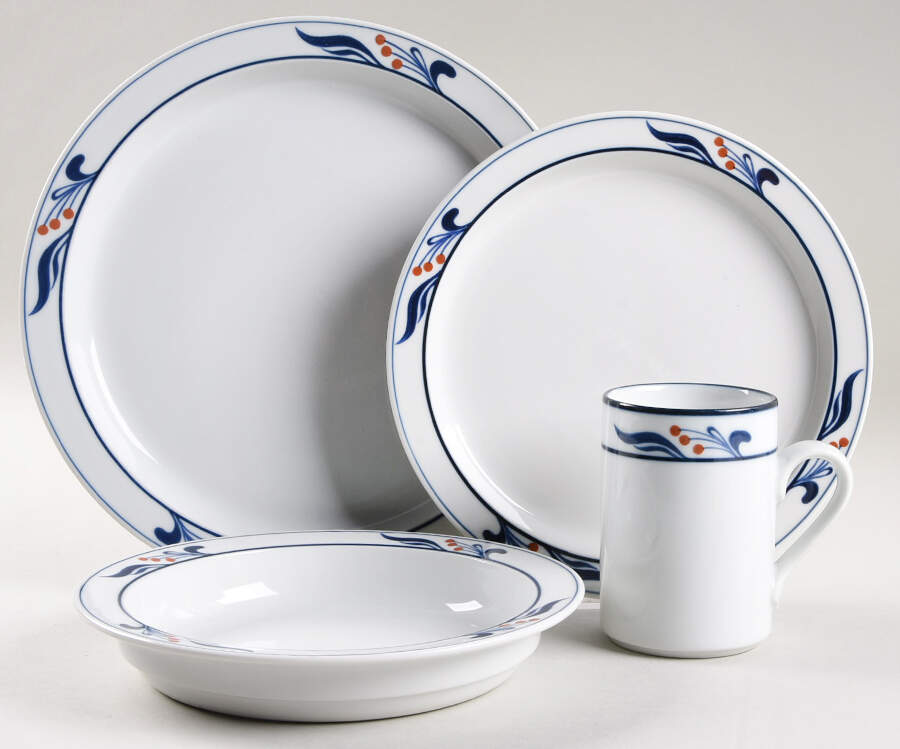 Maribo (Japan) 4 Piece Place Setting by Dansk-1