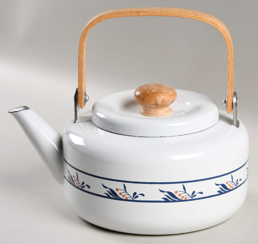 Maribo (Japan) Metal Kettle & Lid by Dansk-1