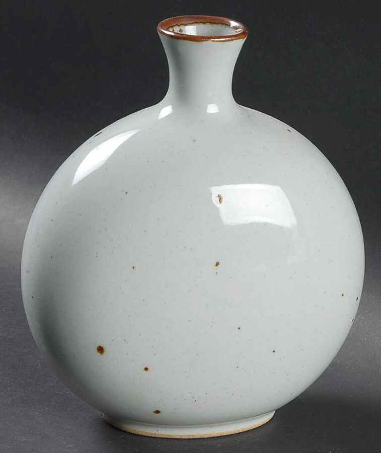 Nielstone Sugar Sand 7" Bud Vase by Dansk-1