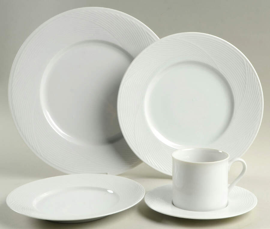 Tapestries Winter White 40 Piece Estate Set by Dansk-1