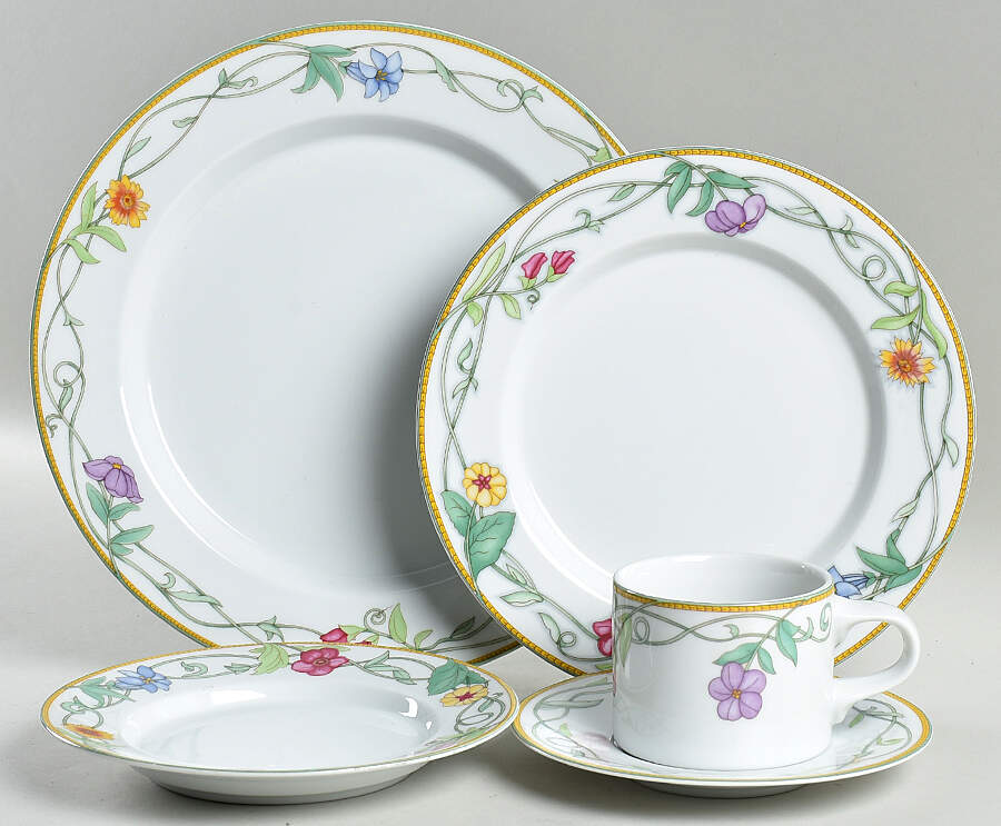 Tivoli Gardens 5 Piece Place Setting by Dansk-1