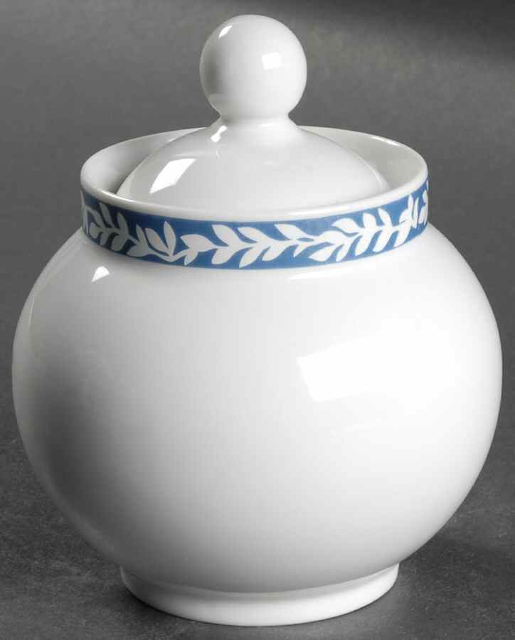 Trellis Delft Blue Sugar Bowl & Lid by Dansk-1