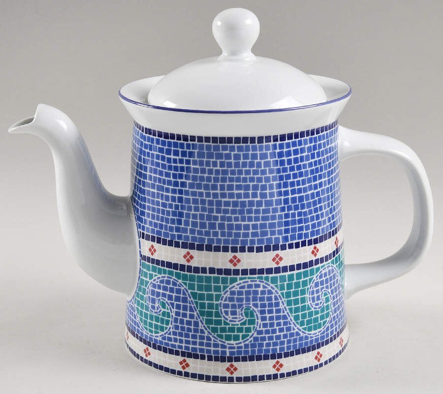 Waves Coffee Pot & Lid by Dansk-1