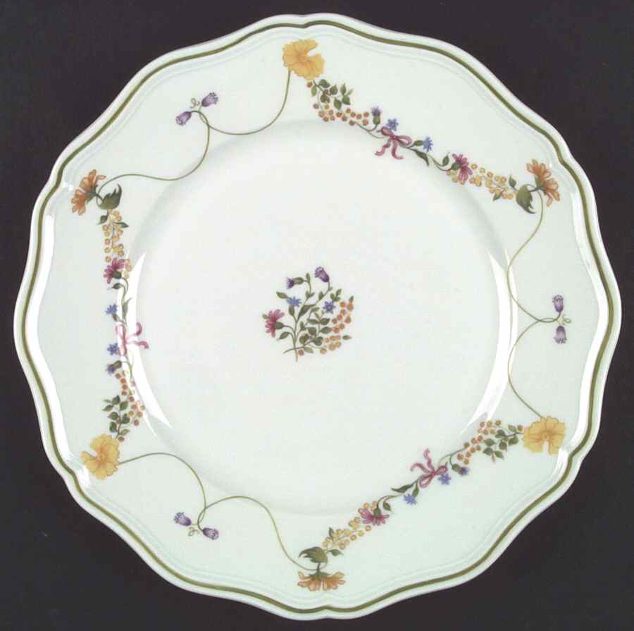 Garland Crown Dinner Plate by Denby-Langley-1