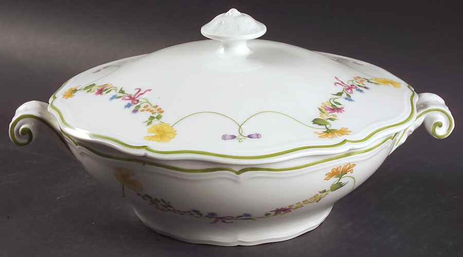 Garland Crown Round Covered Vegetable by Denby-Langley-1