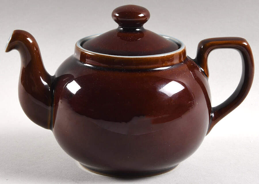 Homestead Brown Teapot & Lid by Denby-Langley-1