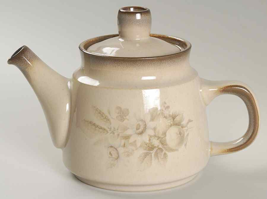 Images Teapot & Lid by Denby-Langley-1