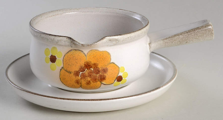 Minstrel Gravy Boat & Underplate by Denby-Langley-1