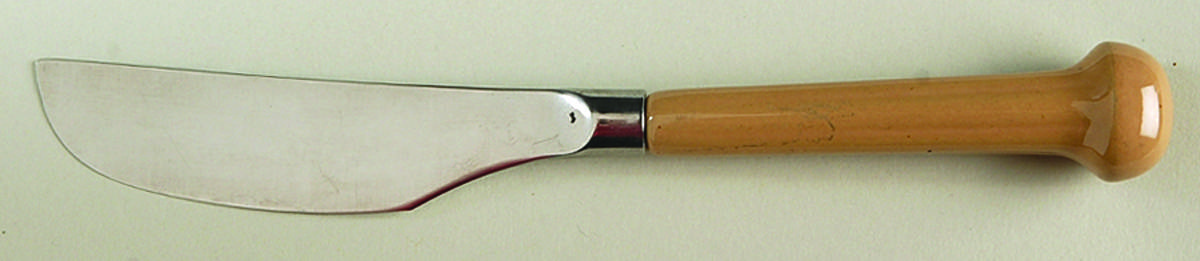 Seville Hollow Handle Butter Spreader by Denby-Langley-1