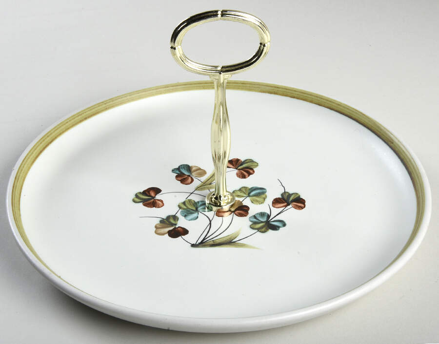 Shamrock Round Serving Plate with Center Handle (Dp) Hc by Denby-Langley-1