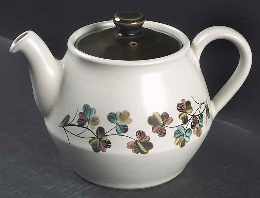Shamrock Teapot & Lid by Denby-Langley-1
