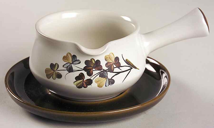 Shamrock Gravy Boat & Underplate by Denby-Langley-1