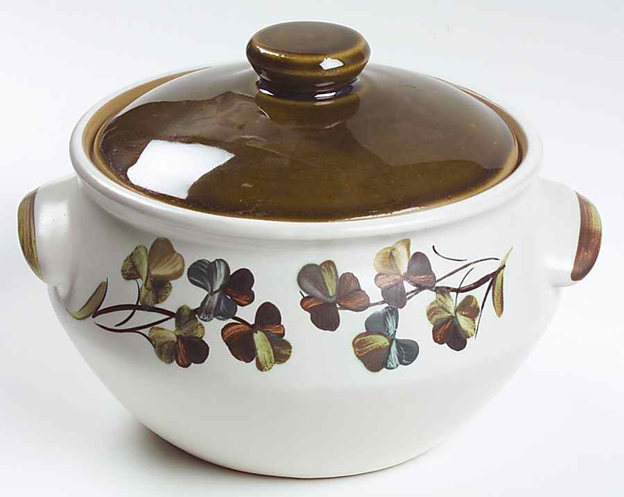 Shamrock 1.25 Qt Round Covered Casserole by Denby-Langley-1
