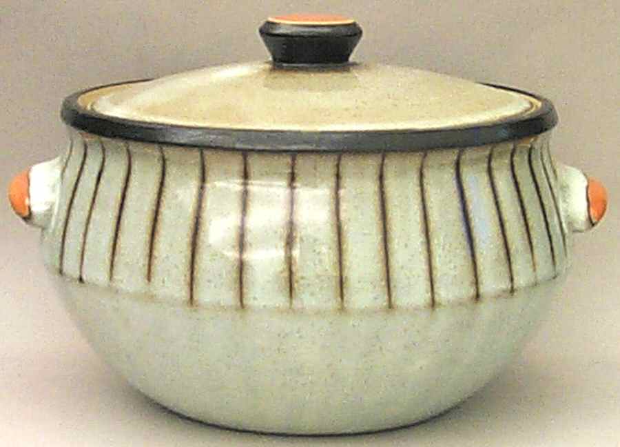 Studio 2.25 Qt Round Covered Casserole by Denby-Langley-1