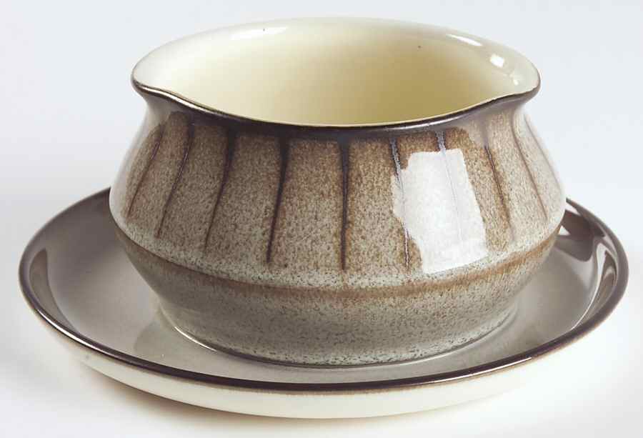 Studio Gravy Boat with Attached Underplate by Denby-Langley-1