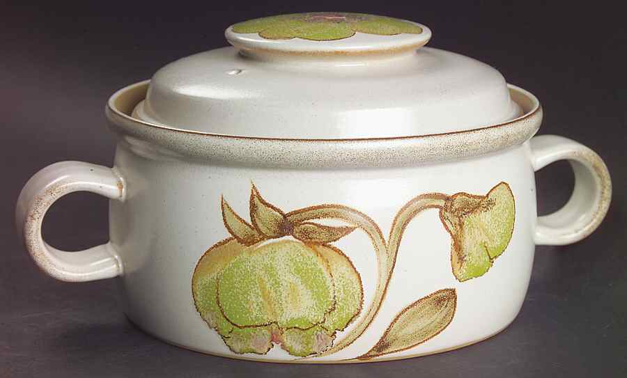 Troubadour 1.25 Qt Round Covered Casserole by Denby-Langley-1