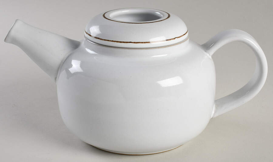Vanilla Teapot & Lid by Denby-Langley-1