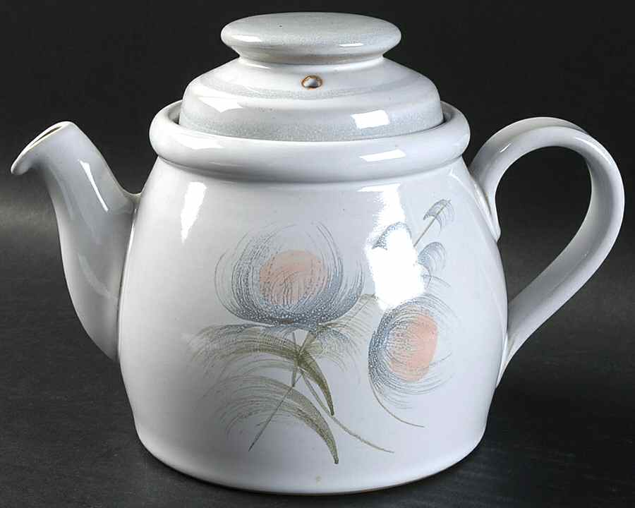 Whisper Teapot & Lid by Denby-Langley-1