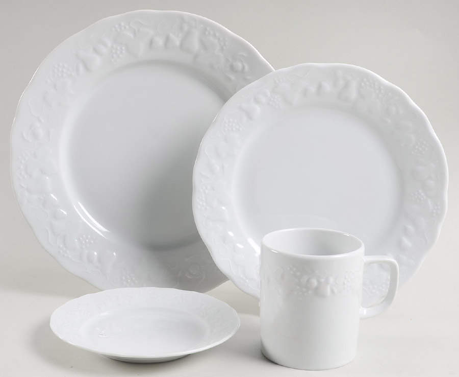 California (Blanc De Blanc) 4 Piece Place Setting by Philippe Deshoulieres-1
