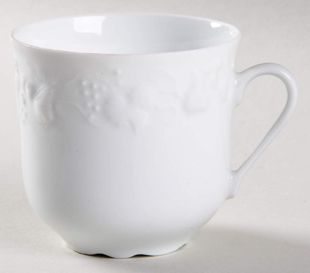California (Blanc De Blanc) Flat Cup by Philippe Deshoulieres-1