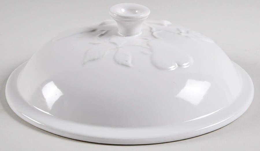 California (Blanc De Blanc) Lid for 4 Quart Round Casserole by Philippe Deshoulieres-1