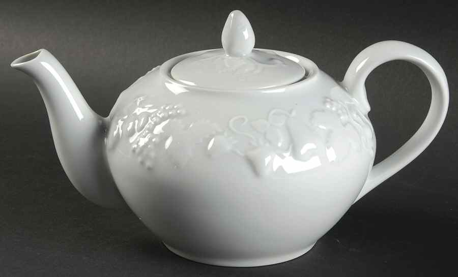 California (Blanc De Blanc) Small Teapot & Lid by Philippe Deshoulieres-1
