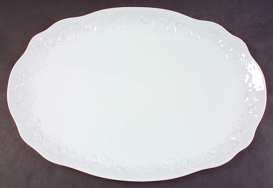 California (Blanc De Blanc) 19" Oval Turkey Serving Platter by Philippe Deshoulieres-1