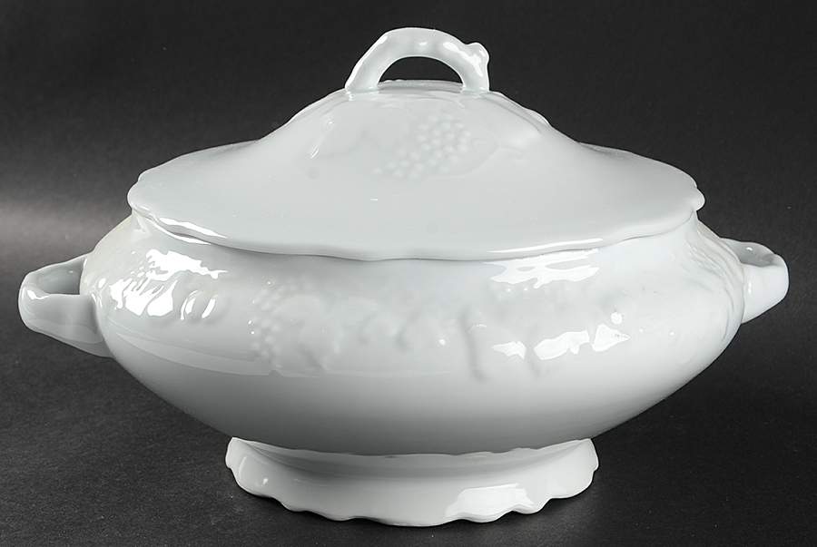 California (Blanc De Blanc) Round Covered Vegetable by Philippe Deshoulieres-1