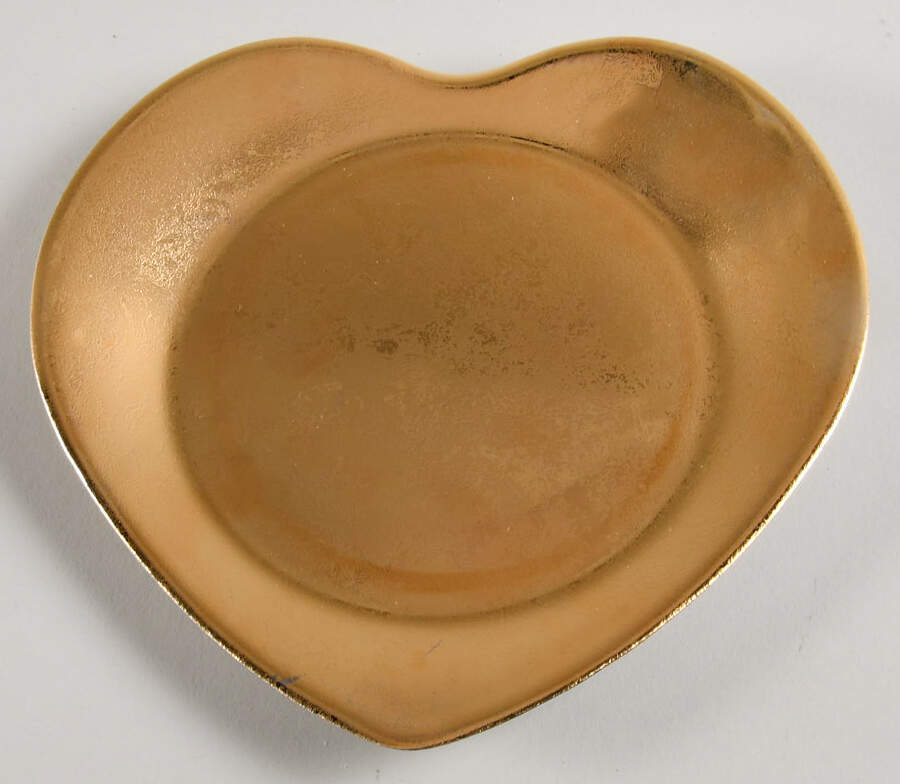 Carat or (Gold) Canape Plate by Philippe Deshoulieres-1