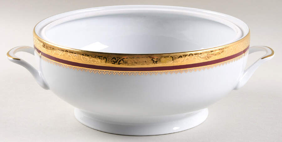 Marquis Red Round Vegetable No Lid by Philippe Deshoulieres-1