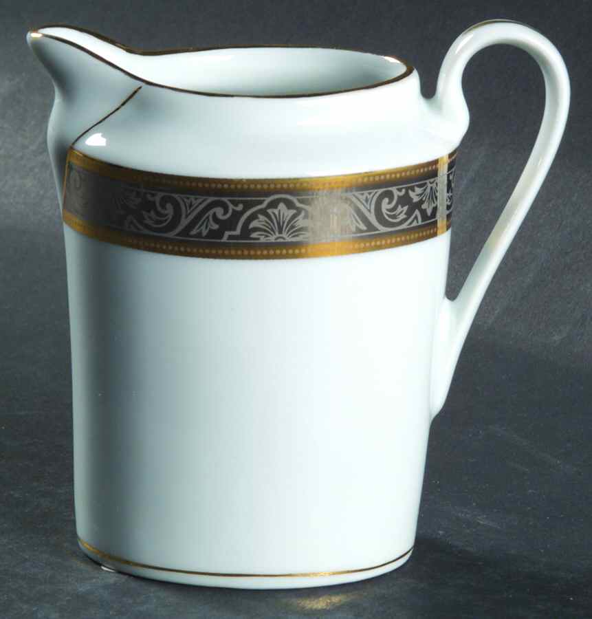 Orleans Creamer by Philippe Deshoulieres-1