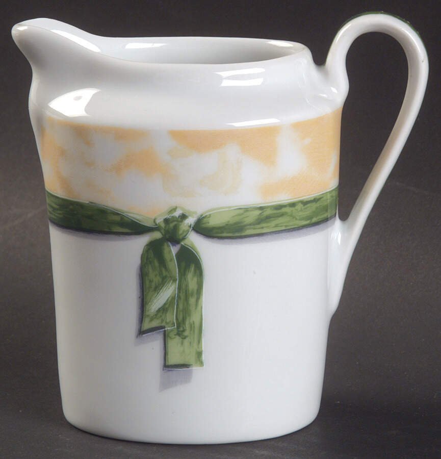 Ruban Creamer by Philippe Deshoulieres-1