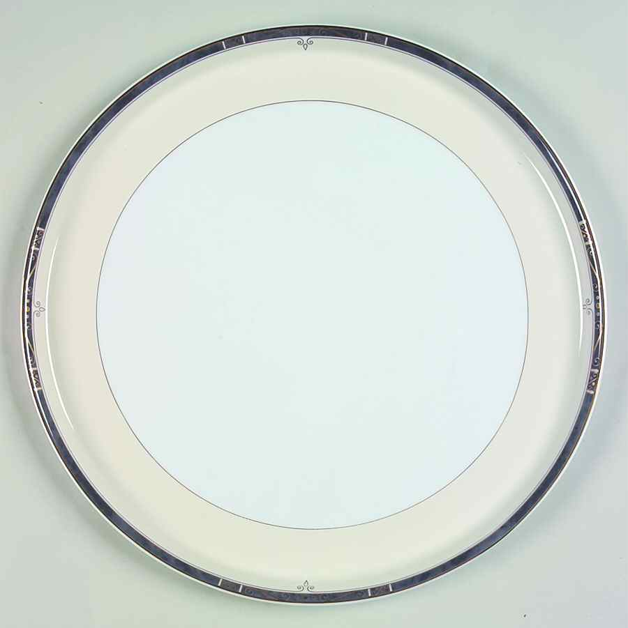 Scala Gray Cake Plate by Philippe Deshoulieres-1